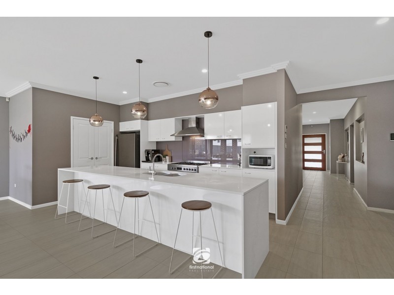 5 Chamberlain Way, Harrington Park NSW 2567