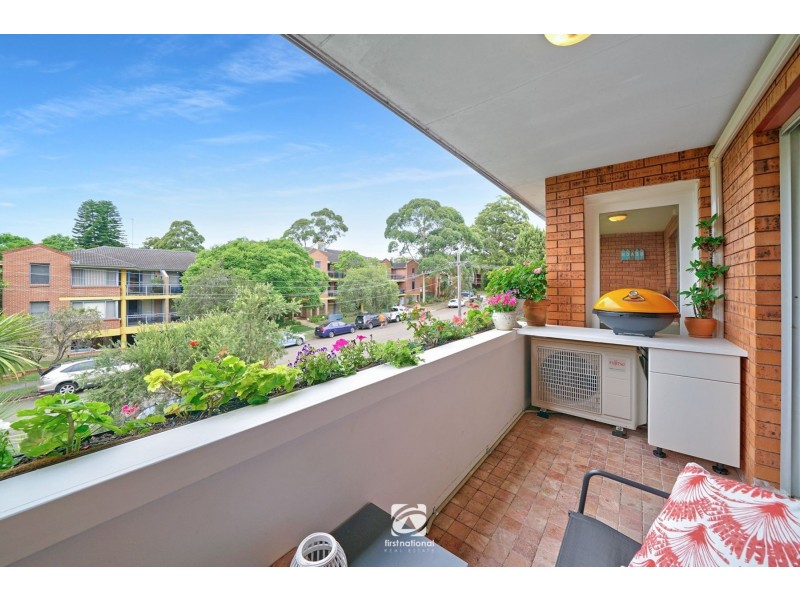 3/7-9 Shaftesbury Street, Carlton NSW 2218
