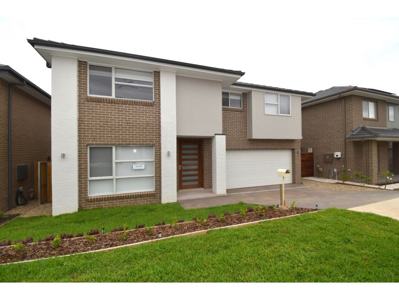 15 Potts Street, Oran Park NSW 2570