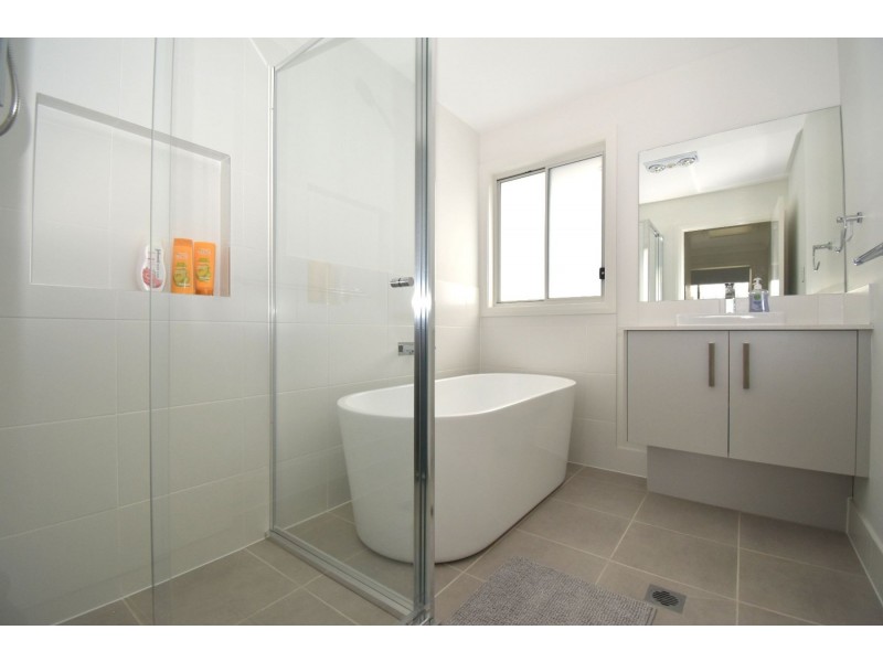 15 Potts Street, Oran Park NSW 2570
