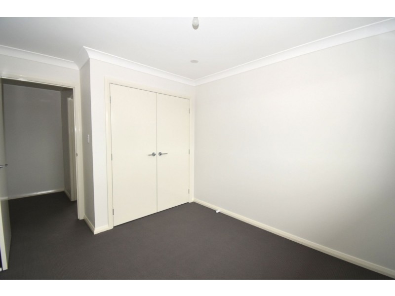 15 Potts Street, Oran Park NSW 2570