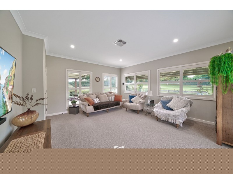 16 Stargard Crescent, Picton NSW 2571