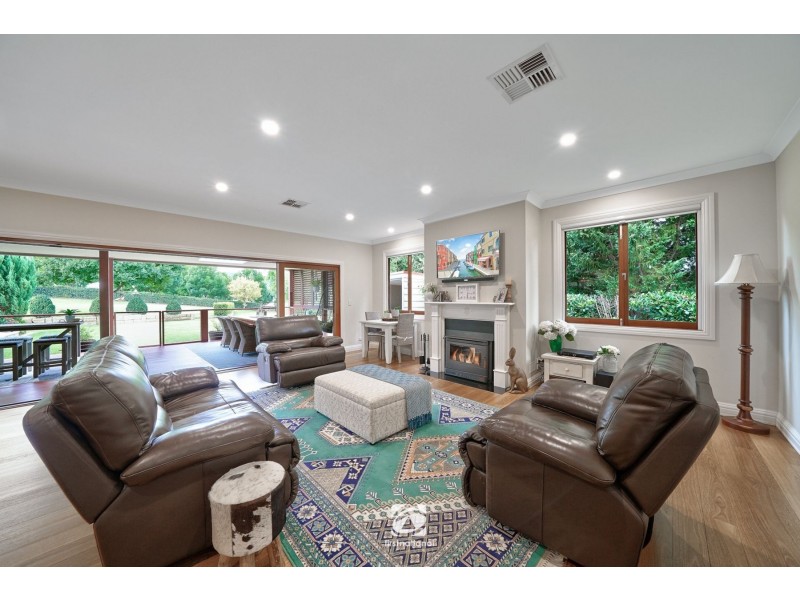 16 Stargard Crescent, Picton NSW 2571