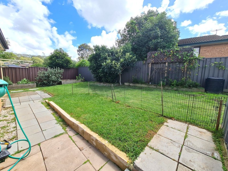 2 Rees Close, Eagle Vale NSW 2558