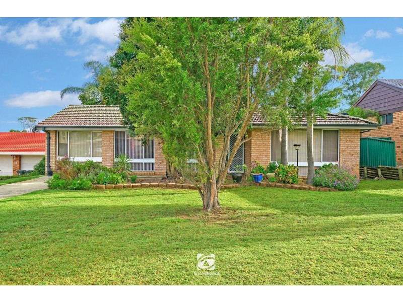 12 Donalbain Circuit, Rosemeadow NSW 2560