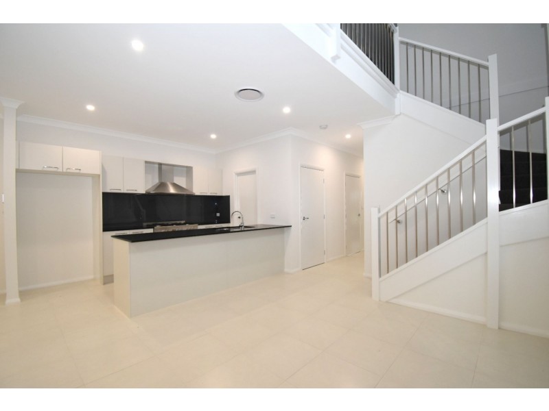 9 Potts Street, Oran Park NSW 2570