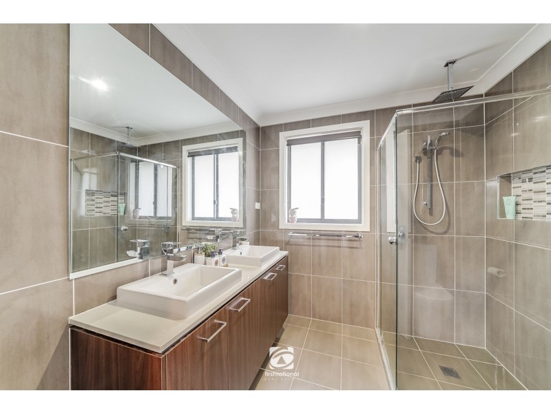 19 Chamberlain Way (Harrington Grove Estate), Harrington Park NSW 2567