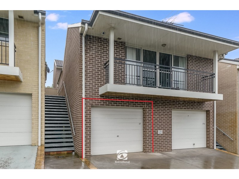 1/37  Santana road, Campbelltown NSW 2560