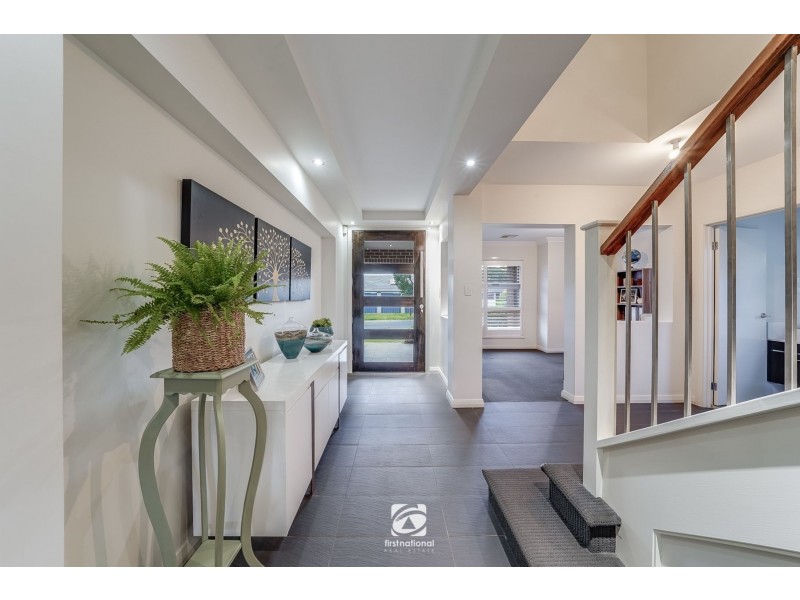 1 Logonia Crescent, Mount Annan NSW 2567
