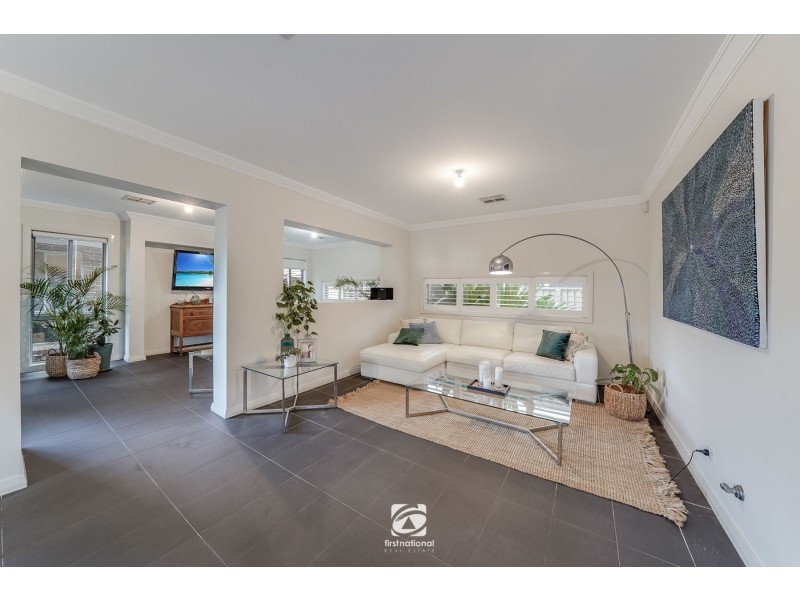 1 Logonia Crescent, Mount Annan NSW 2567