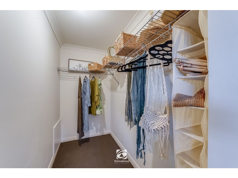 1 Logonia Crescent, Mount Annan NSW 2567
