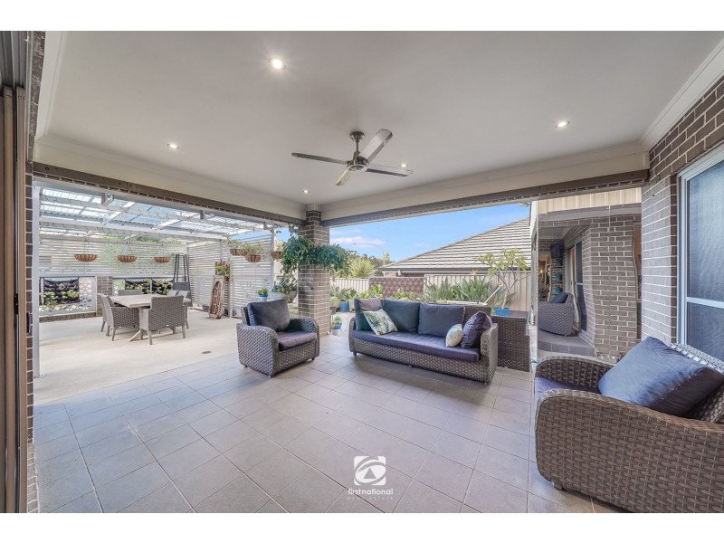1 Logonia Crescent, Mount Annan NSW 2567