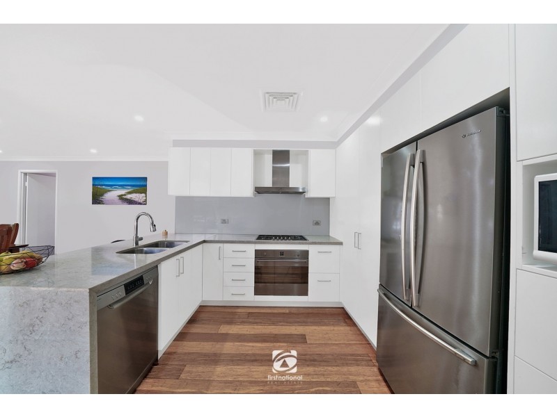 6 William Howe Place, Narellan Vale NSW 2567