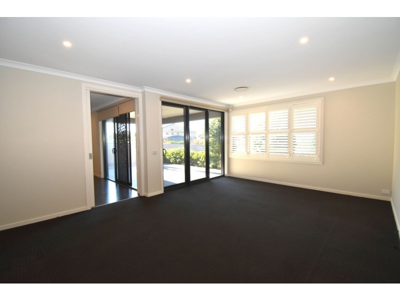 30 Cameron Circuit, Harrington Park NSW 2567