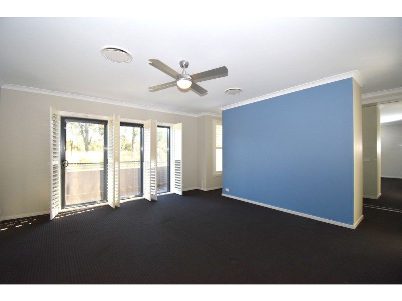 30 Cameron Circuit, Harrington Park NSW 2567