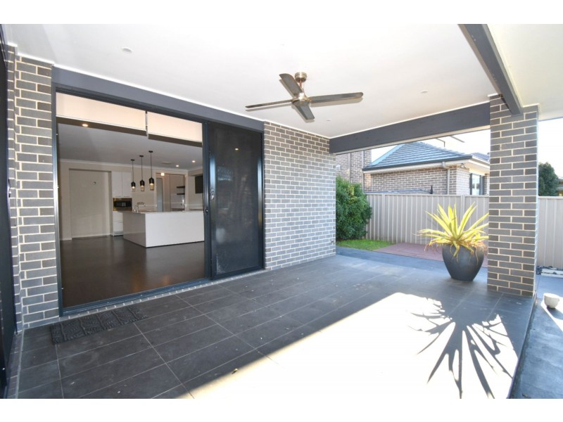 30 Cameron Circuit, Harrington Park NSW 2567