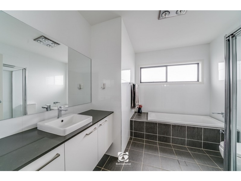 33 Flintlock Drive (Harrington Grove Estate), Harrington Park NSW 2567