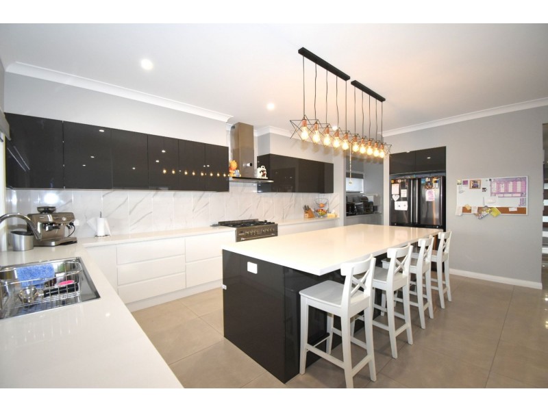 11 Maize Avenue, Spring Farm NSW 2570