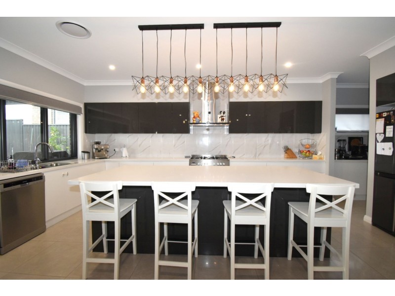 11 Maize Avenue, Spring Farm NSW 2570