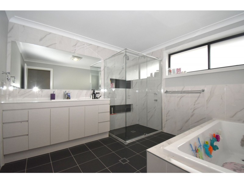 11 Maize Avenue, Spring Farm NSW 2570