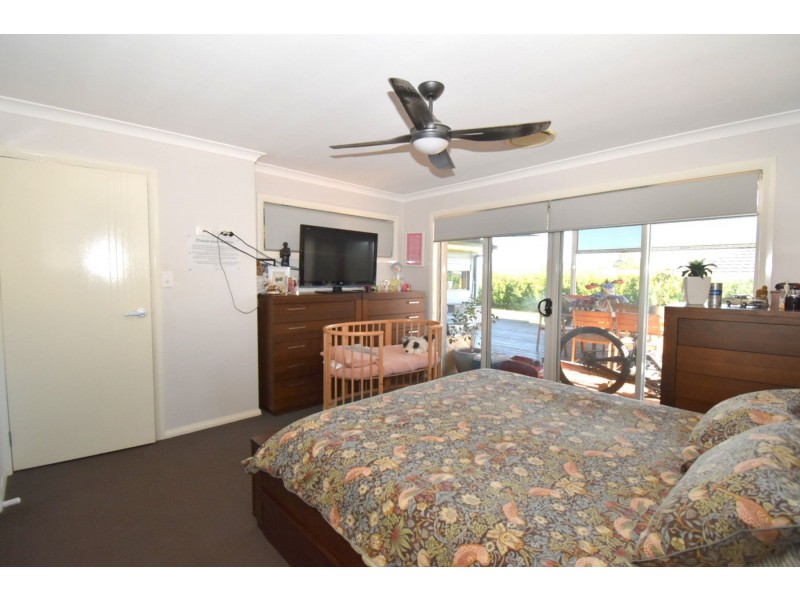 48 Crookston Drive, Camden South NSW 2570