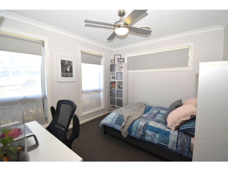 48 Crookston Drive, Camden South NSW 2570