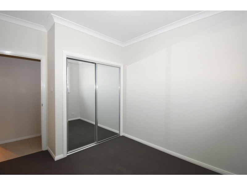 71B Jennings Crescent, Spring Farm NSW 2570