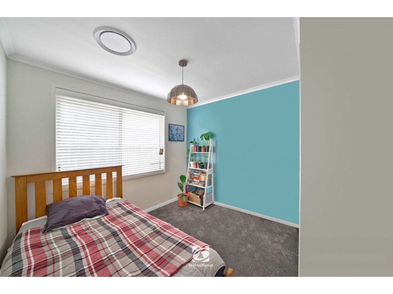 9 Outram Place, Currans Hill NSW 2567