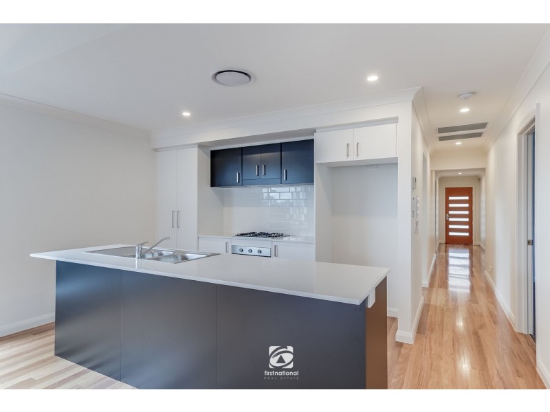 3B Coach Crescent, Currans Hill NSW 2567