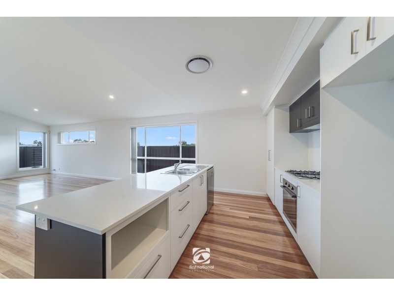 3B Coach Crescent, Currans Hill NSW 2567