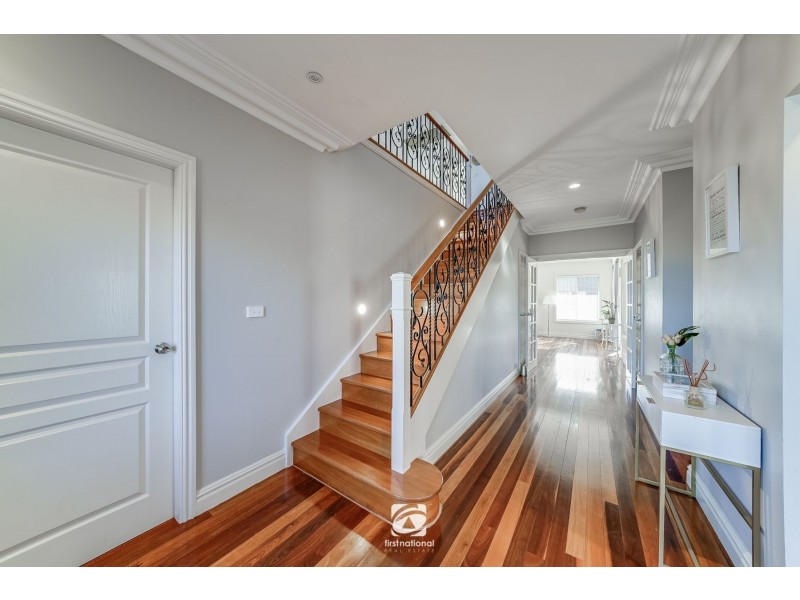 8a Crain Court, Harrington Park NSW 2567