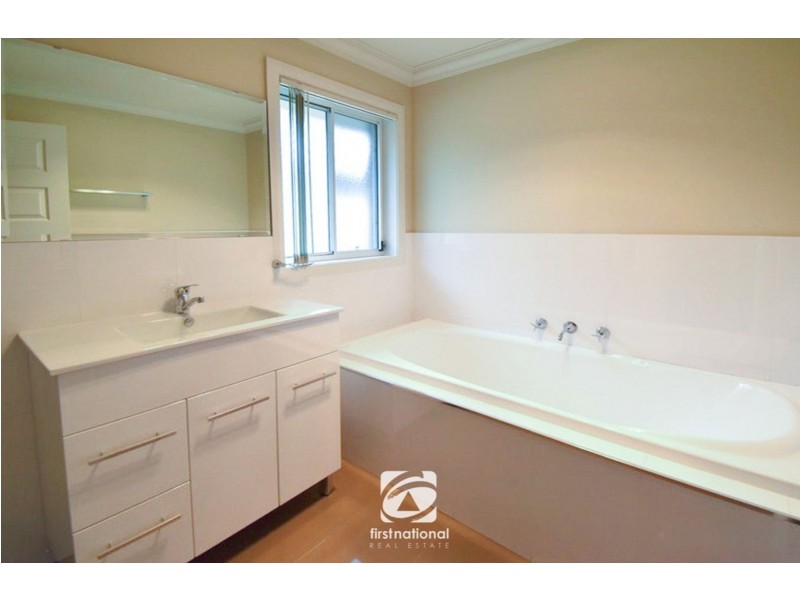 19 Budgen Circuit, Harrington Park NSW 2567