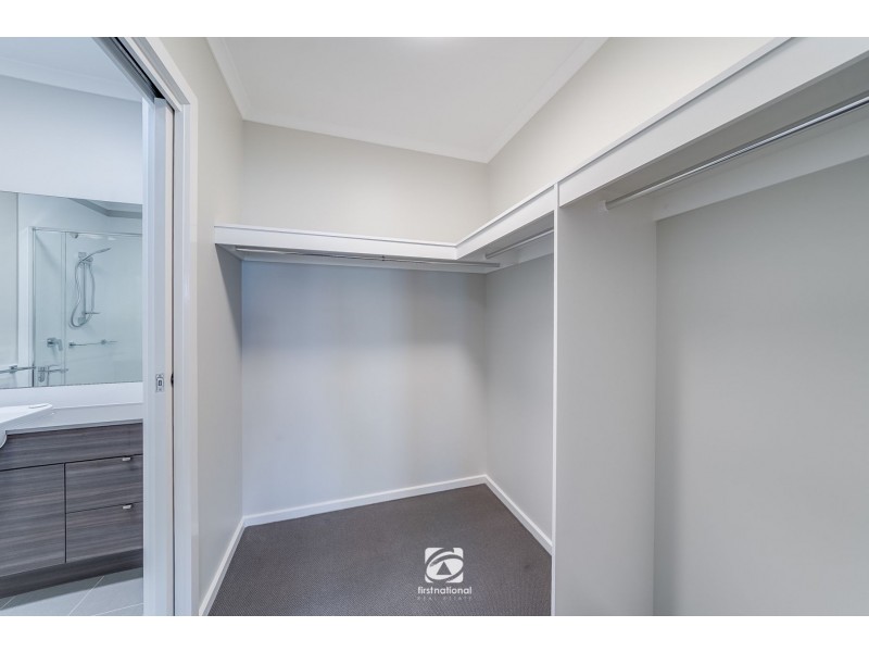 34 Waterglass Street, Spring Farm NSW 2570