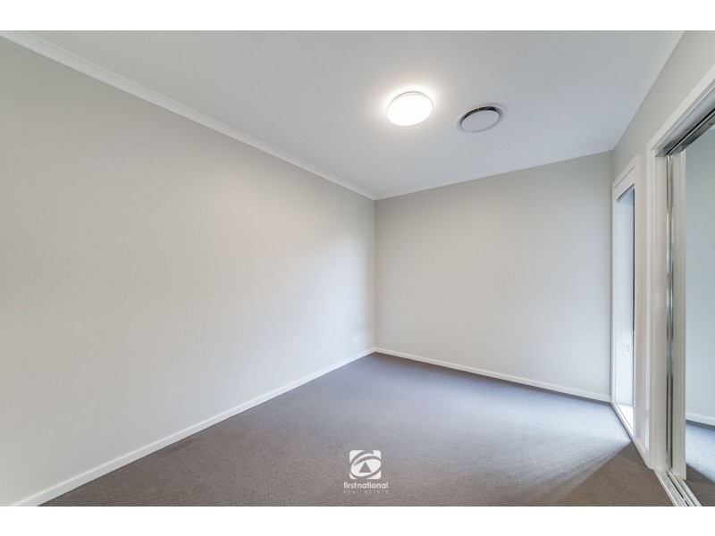 34 Waterglass Street, Spring Farm NSW 2570