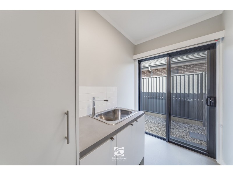 34 Waterglass Street, Spring Farm NSW 2570