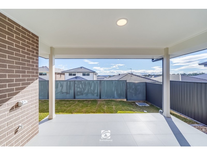 34 Waterglass Street, Spring Farm NSW 2570