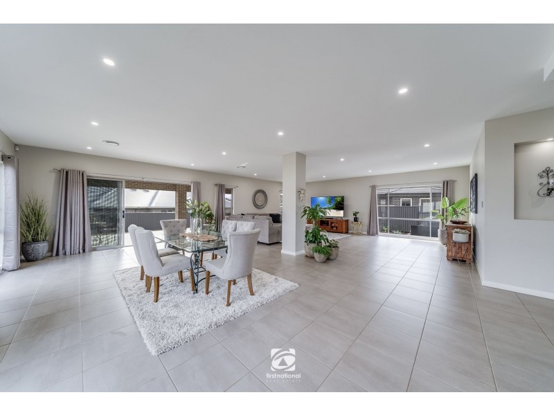 33  Chamberlain way, Harrington Park NSW 2567