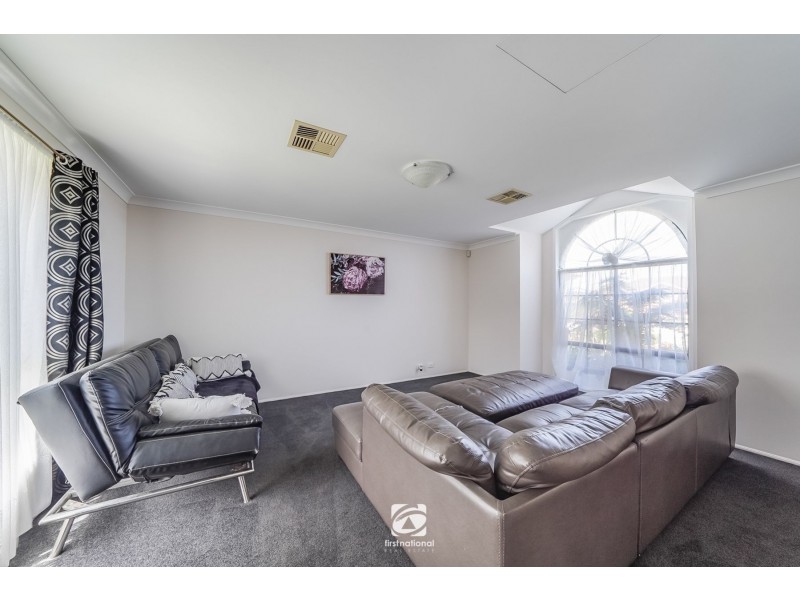10 Clematis Place, Mount Annan NSW 2567