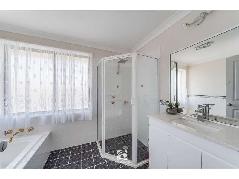 10 Clematis Place, Mount Annan NSW 2567