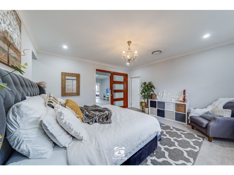 76 Castlemaine Cct (Grove Estate), Harrington Park NSW 2567