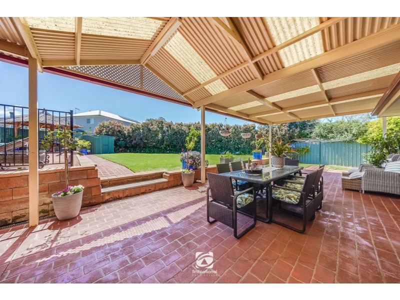 8 Crain Court, Harrington Park NSW 2567
