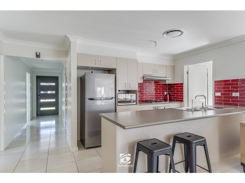13 Silky Road, Spring Farm NSW 2570