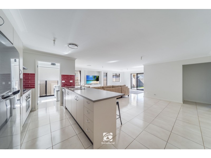 13 Silky Road, Spring Farm NSW 2570