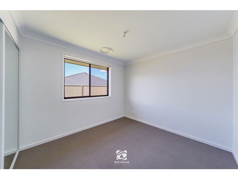 13 Silky Road, Spring Farm NSW 2570