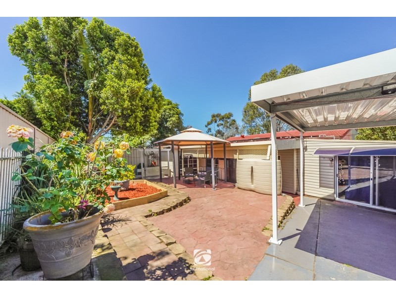 70 Chasselas Avenue, Eschol Park NSW 2558