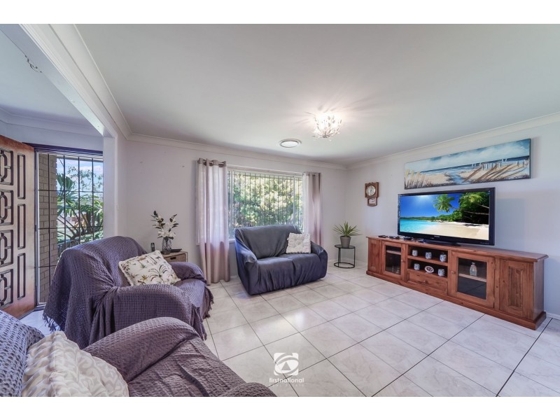 70 Chasselas Avenue, Eschol Park NSW 2558