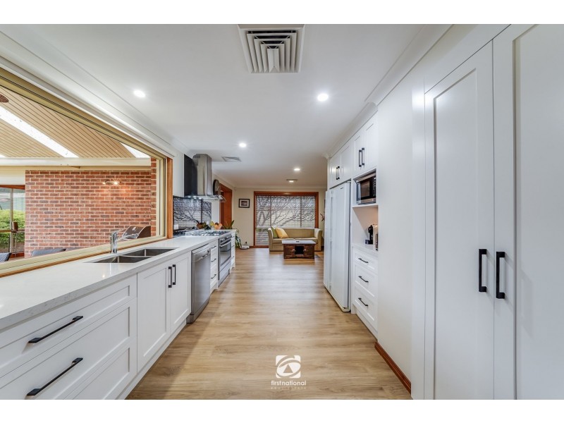 8  Coopworth road, Elderslie NSW 2570