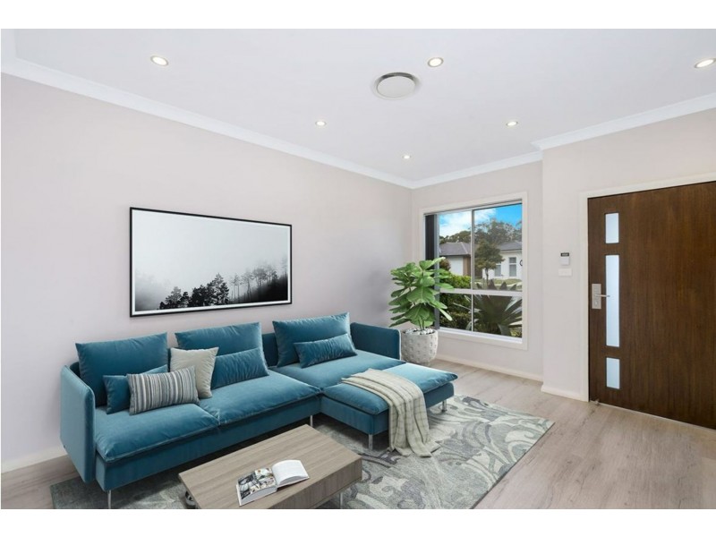 5 Moxon Street, Oran Park NSW 2570