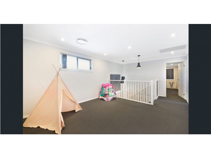 5 Moxon Street, Oran Park NSW 2570
