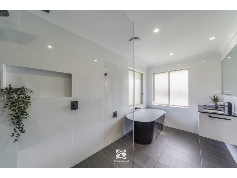 3  Lockhart Court, Harrington Park NSW 2567